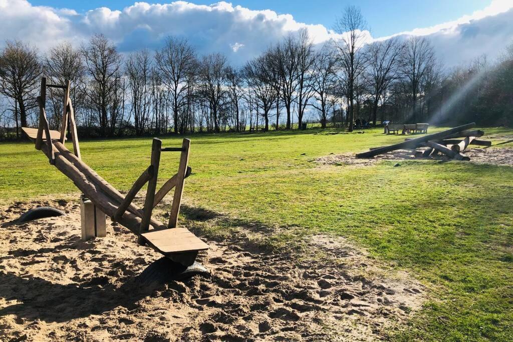 Vila Vakantiebungalow In Bosrijke Omgeving Luttenberg Exteriér fotografie