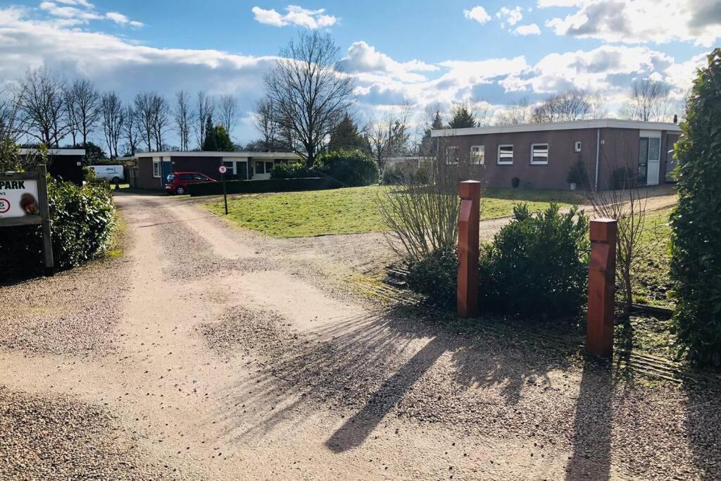 Vila Vakantiebungalow In Bosrijke Omgeving Luttenberg Exteriér fotografie